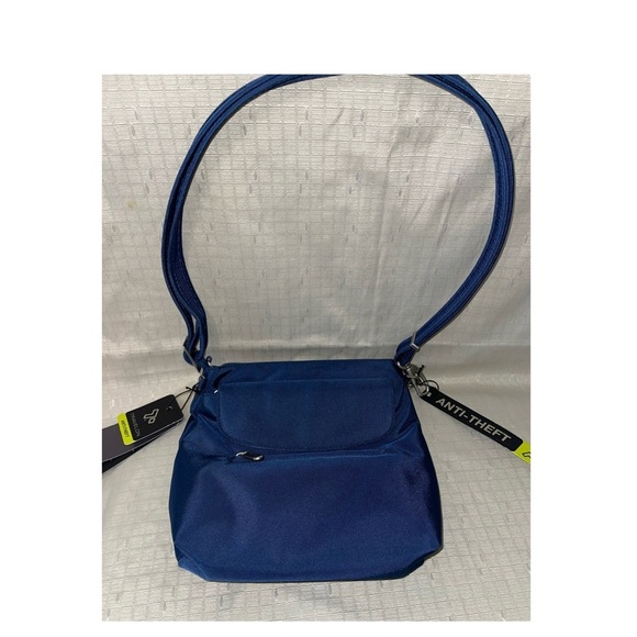 Travelon Anti-Theft RFID Blue Shoulder Bag With Locking Compartments - Picture 1 of 15